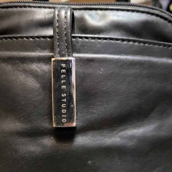 PELLE STUDIO FOR WILSONS LEATHER VINTAGE BLACK SLING BACKPACK - Picture 4 of 6